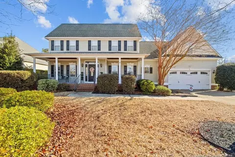 1804 Holloman Dr, Fayetteville, NC 28312