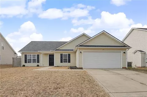 1219 Chimney Swift Dr, Fayetteville, NC 28306