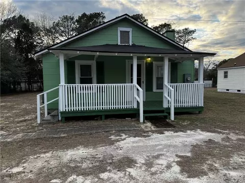 2678 Belhaven Rd, Fayetteville, NC 28306