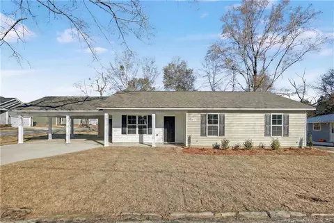214 Lee St, Spring Lake, NC 28390