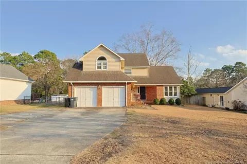 955 Pepperwood Dr, Fayetteville, NC 28311