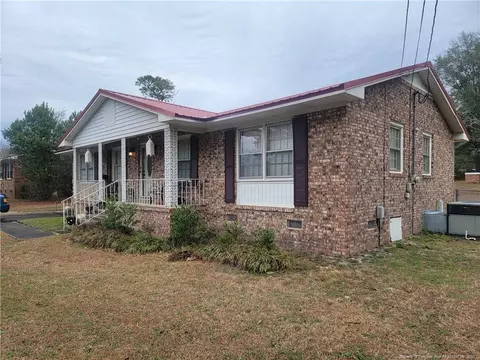 2523 Belaire St, Fayetteville, NC 28306