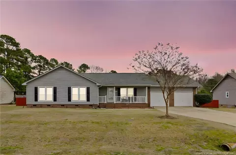 8606 Tangletree Dr, Linden, NC 28356