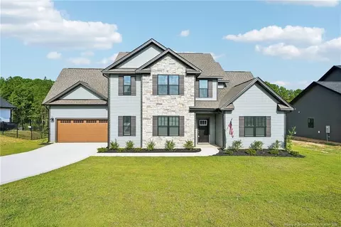 135 Myrtle Oak Dr, Cameron, NC 28326