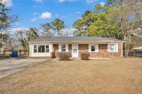 6507 Amanda Cir, Fayetteville, NC 28304