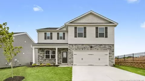 755 Lazy Elm Ln, Aberdeen, NC 28315