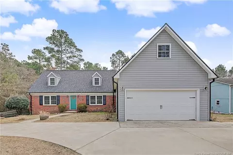 5305 Brower Trl, Hope Mills, NC 28348