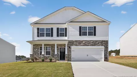 1019 Misty Creek Dr, Aberdeen, NC 28315