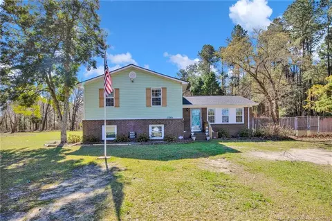567 Johns Rd, Maxton, NC 28364