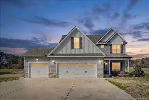 5635 Stewart Rd, Wade, NC 28395