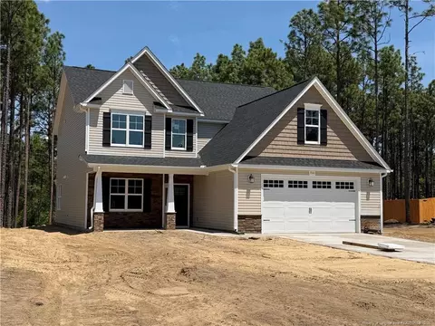 930 Rhum Dr, Fayetteville, NC 28311