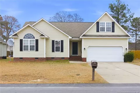 5617 Thackeray Dr, Fayetteville, NC 28306