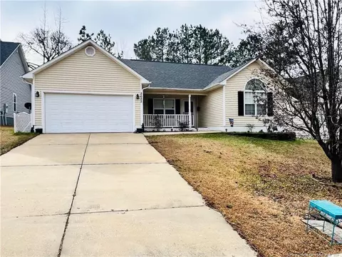 2625 Cameron Woods Ln, Fayetteville, NC 28306