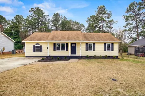 9577 Mountain Home Dr, Fayetteville, NC 28314