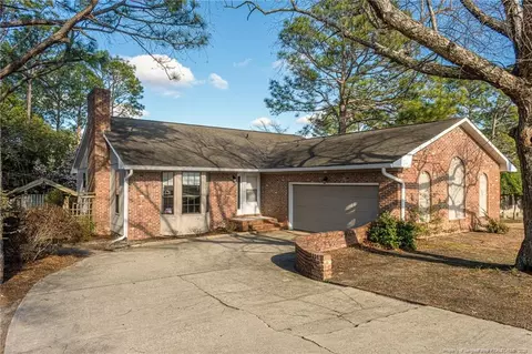 1701 Purdue Dr, Fayetteville, NC 28304