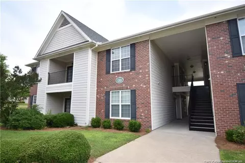 159 Gallery Dr #201, Spring Lake, NC 28390