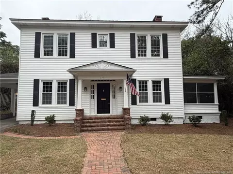 1702 Raeford Rd, Fayetteville, NC 28305