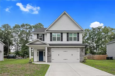 109 E 6th Ave, Raeford, NC 28376