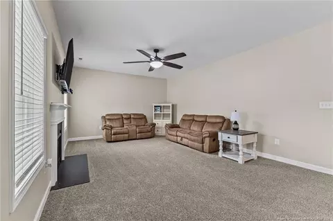 Living - 307 Mill Ridge Ct, Godwin, NC 28344 photo 2 of 4