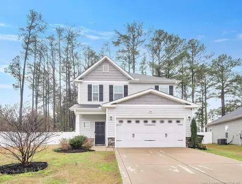 2613 Christy Ct, Fayetteville, NC 28304