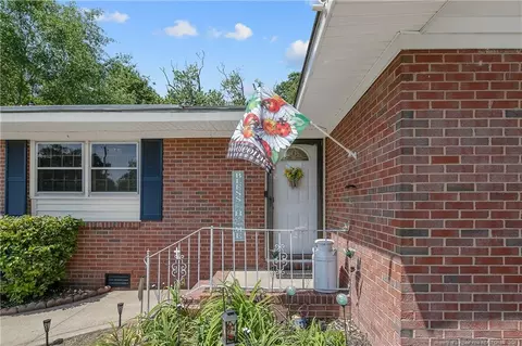 1810 Ashton Rd, Fayetteville, NC 28304