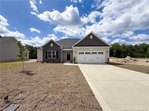 5423 Tall Timbers Ct, Fayetteville, NC 28311