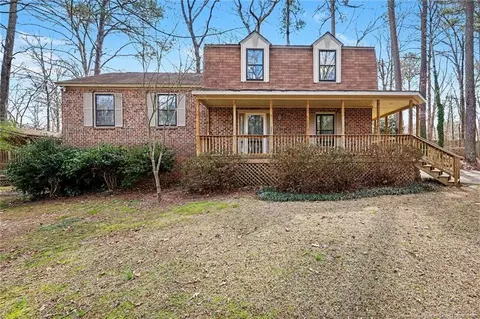 512 Sussex Ave, Sanford, NC 27330