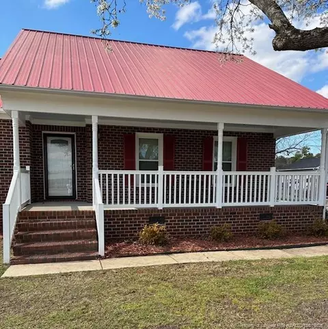 3043 Tom Geddie Rd, Eastover, NC 28312