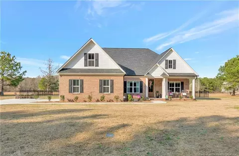 570 Old Tower Rd, Lumberton, NC 28360