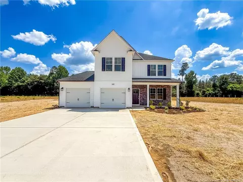 6482 Madelyn Dr, Wade, NC 28395