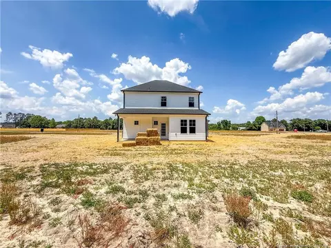 6482 Madelyn Dr, Wade, NC 28395 photo 4