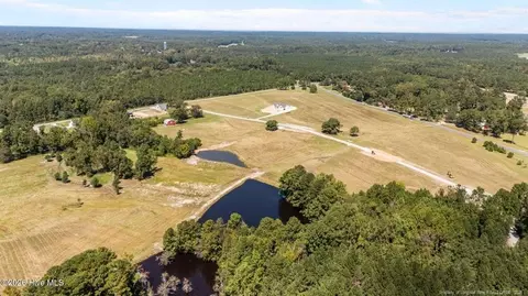 720 Peele Farm Ln, Cameron, NC 28326 photo 2