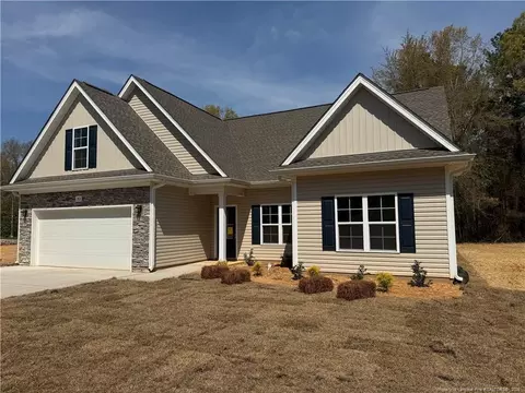213 E 7th Ave, Raeford, NC 28376