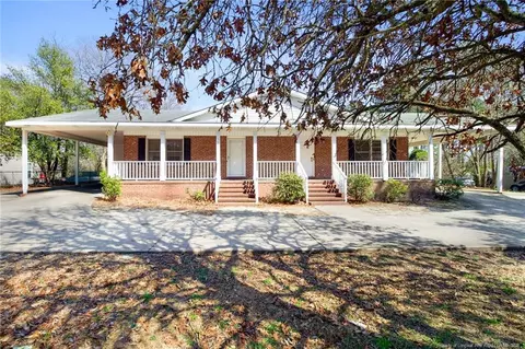 1633 1635 Ireland Dr, Fayetteville, NC 28304