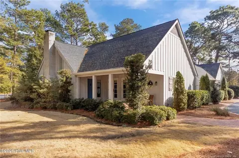 2 Alpine Pl, Pinehurst, NC 28374