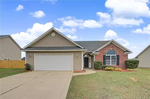 633 Cape Fear Rd, Raeford, NC 28376