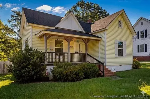 407 N 14th St, Erwin, NC 28339