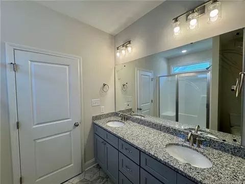 Bath - 303 E 7th Ave, Raeford, NC 28376 photo 4 of 4