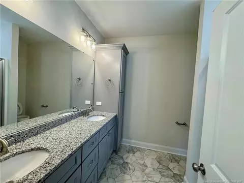 Bath - 303 E 7th Ave, Raeford, NC 28376 photo 3 of 4