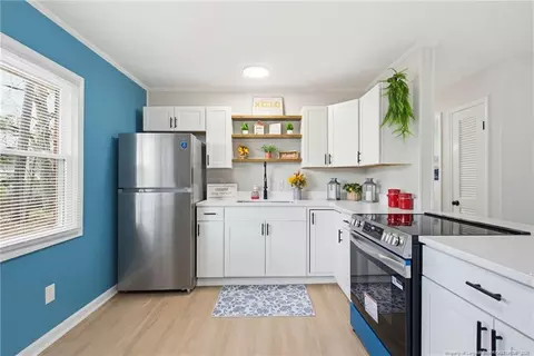 6549 Venture St, Fayetteville, NC 28314