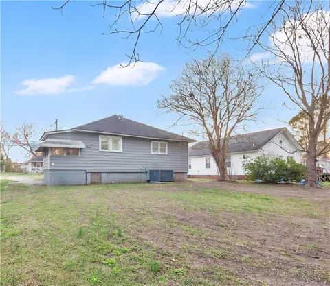 204 W E St, Erwin, NC 28339 photo 23