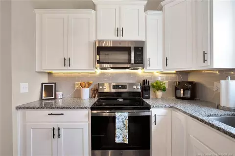 Kitchen - 119 Eaker Dr, Cameron, NC 28326 photo 2 of 3