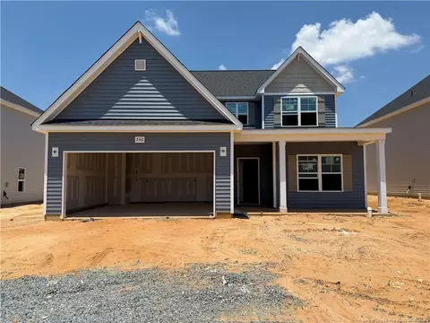240 Steelwood St, Raeford, NC 28376