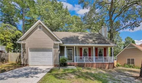 6721 Saint Julian Way, Fayetteville, NC 28314