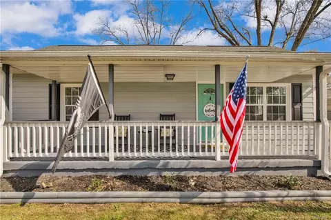 191 S Green St, Parkton, NC 28371