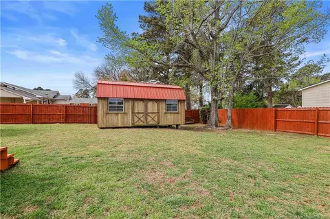 Exterior - 205 Violet Rd, Dunn, NC 28334 photo 4 of 6