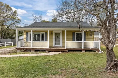 402 Faison Ave, Fayetteville, NC 28304