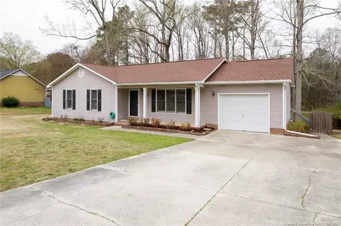 79 S Hillside Dr, Spring Lake, NC 28390 photo 2