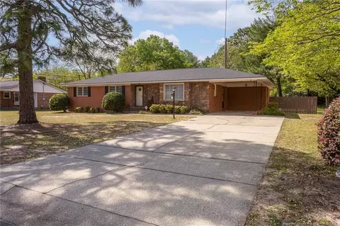 3514 Madison Ave, Fayetteville, NC 28304