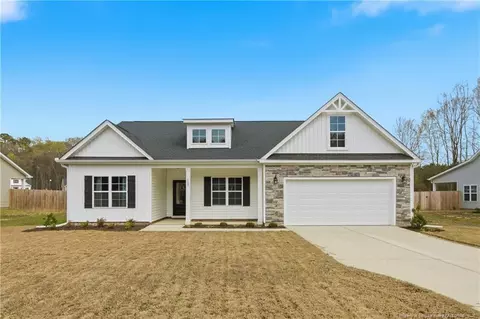 127 Knotts Berry Rd, Bunnlevel, NC 28323